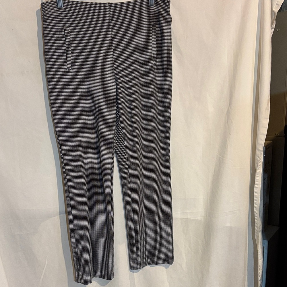 Chico’s houndstooth knit pants